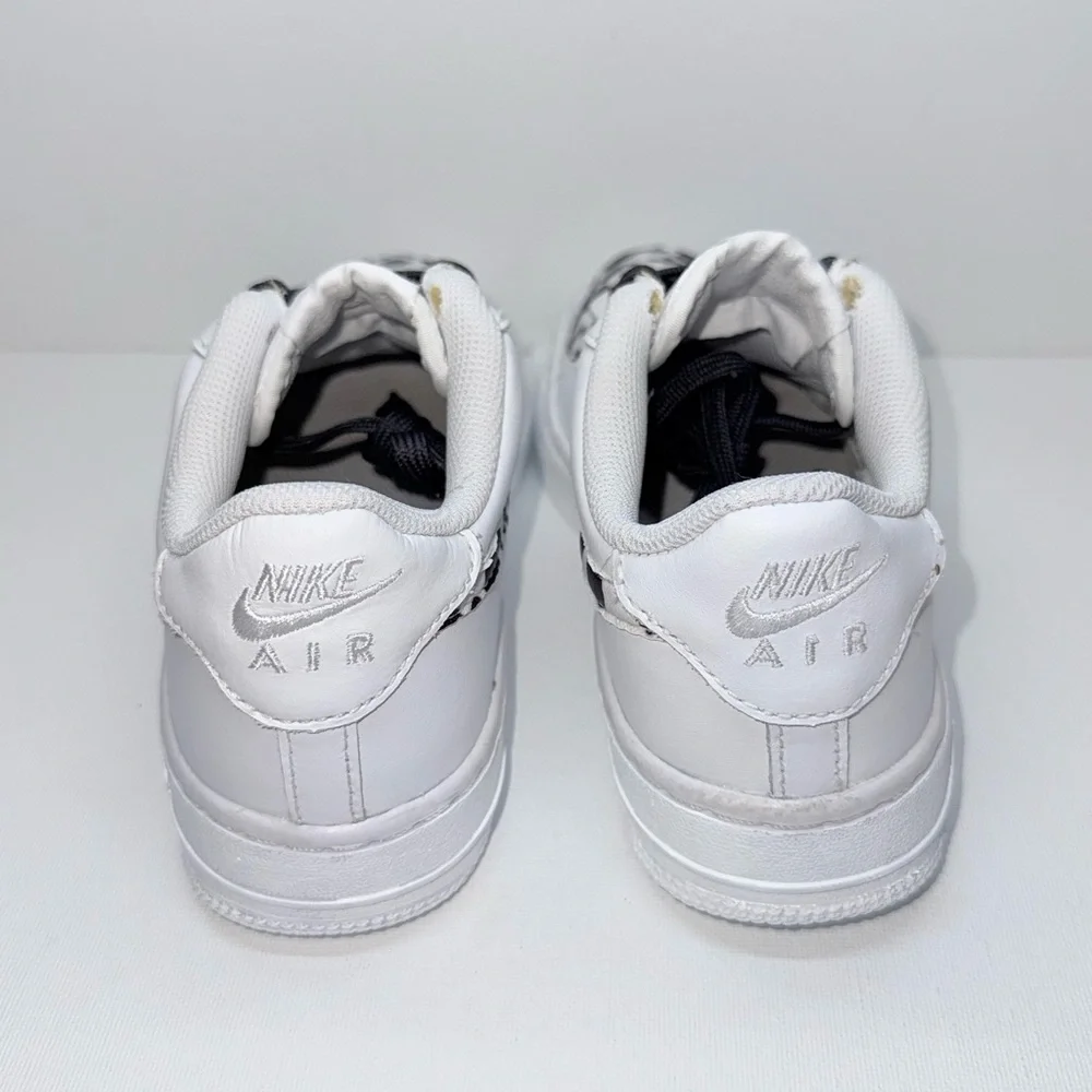 NIKE AIR FORCE 1 COW PRINT SIZE 4Y